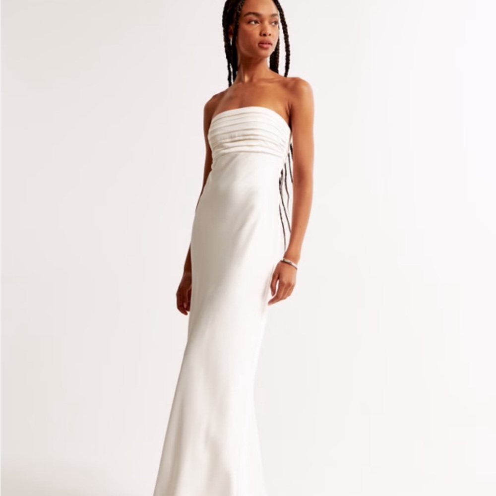 Abercrombie & Fitch Strapless Cream Dress